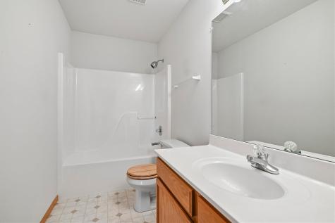 1454 Walker Way Coralville IA 52241
