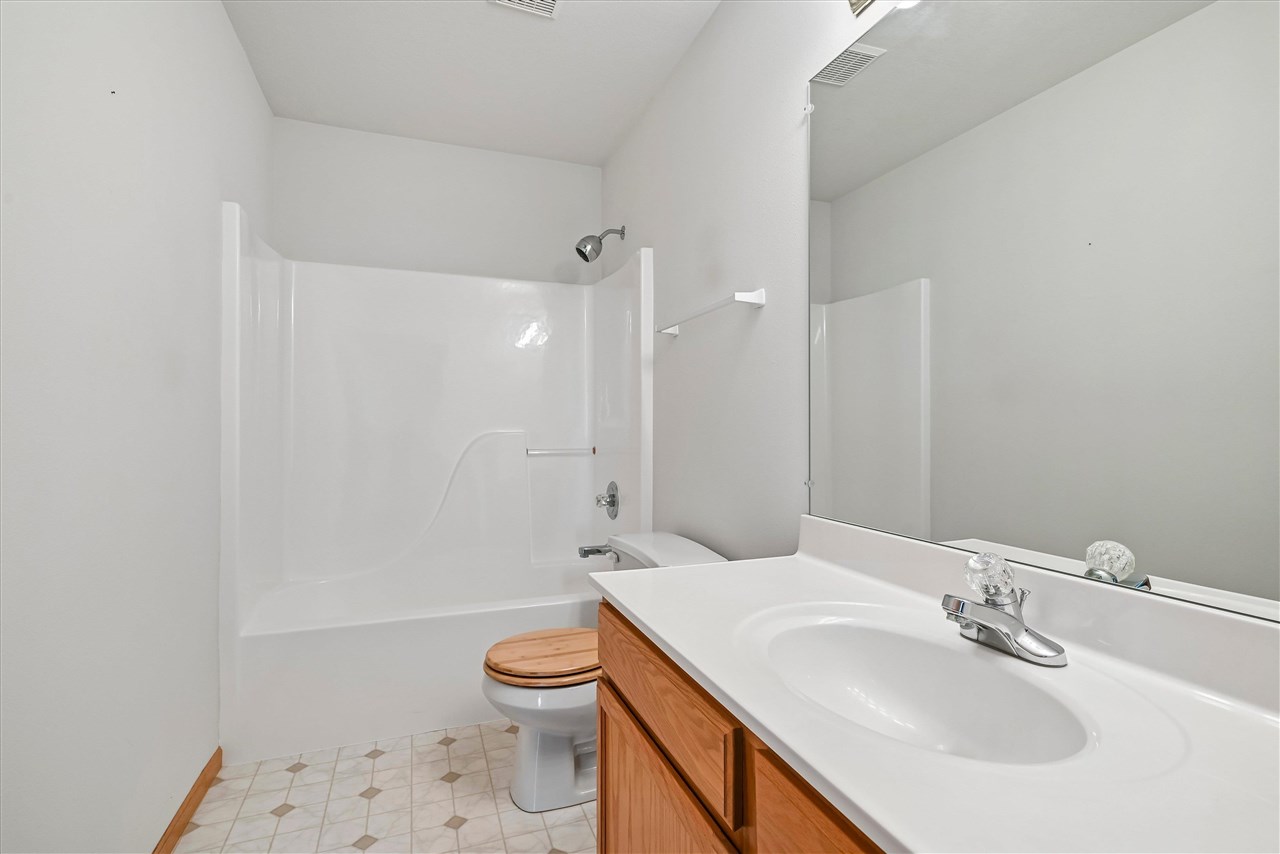 1454 Walker Way Coralville IA 52241