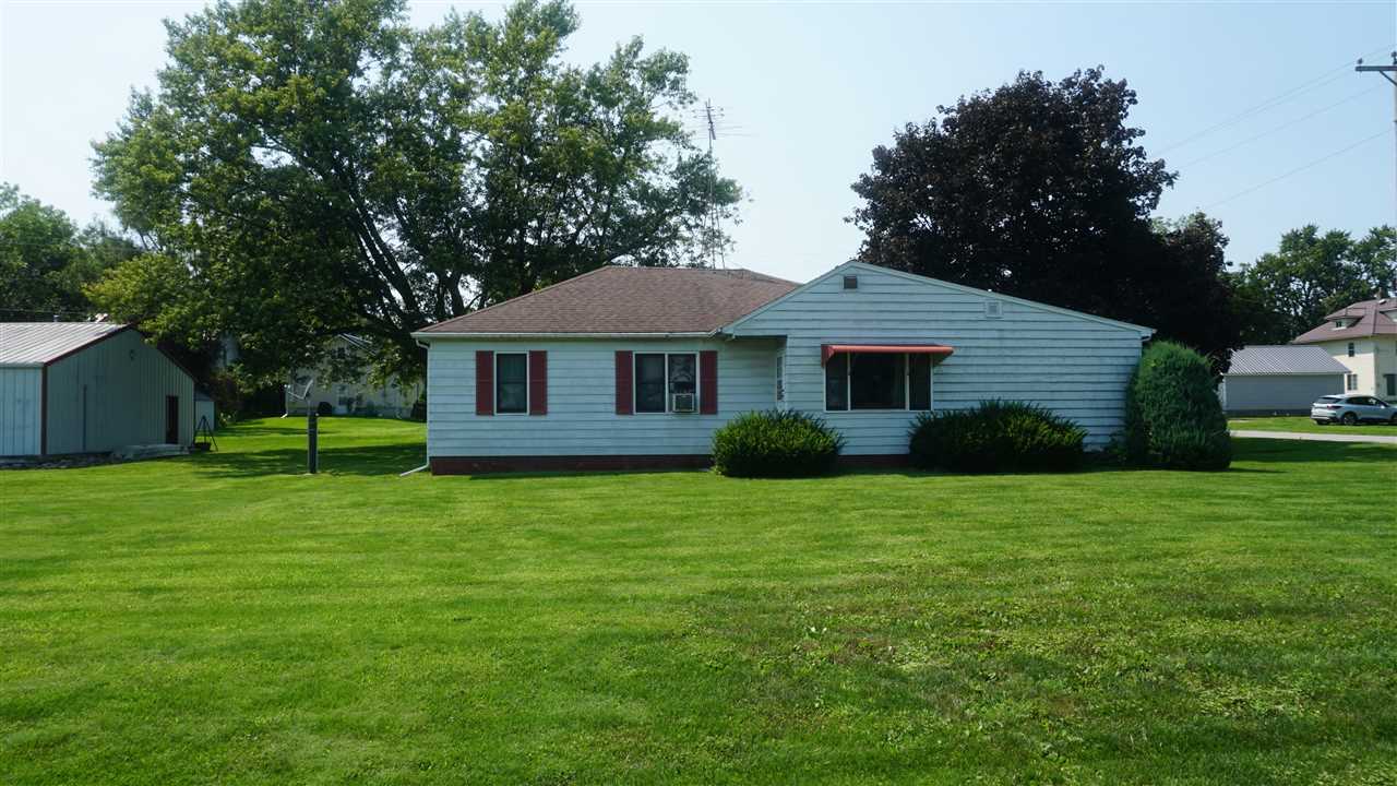 520 Washington Avenue Nichols IA 52766