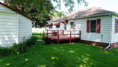 520 Washington Avenue Nichols IA 52766