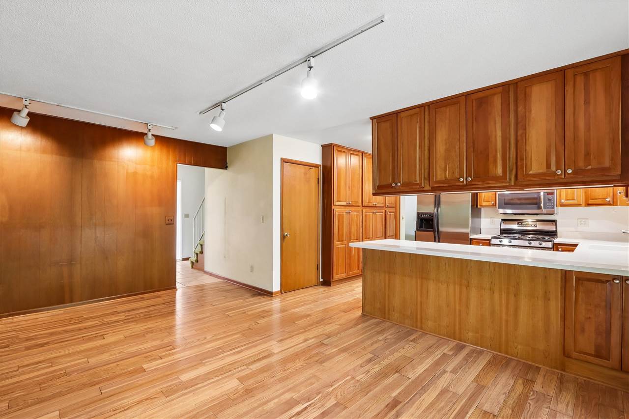 131 S Mount Vernon Drive Iowa City IA 52245