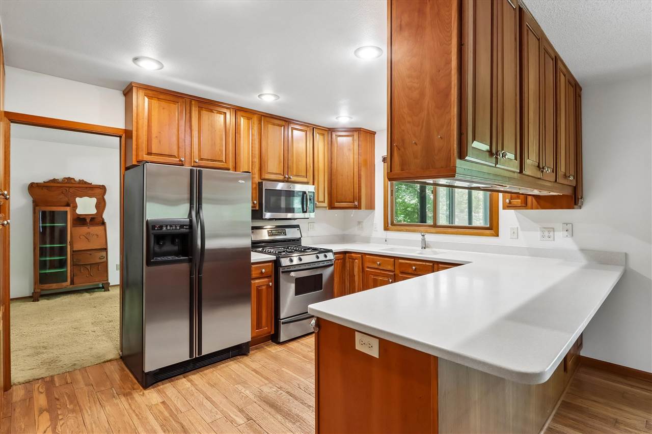 131 S Mount Vernon Drive Iowa City IA 52245