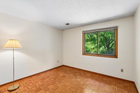 131 S Mount Vernon Drive Iowa City IA 52245