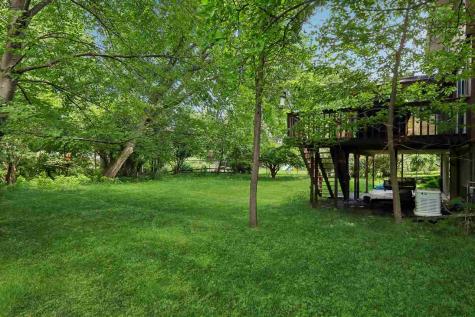 131 S Mount Vernon Drive Iowa City IA 52245