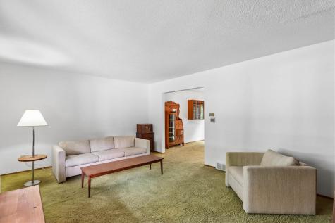 131 S Mount Vernon Drive Iowa City IA 52245