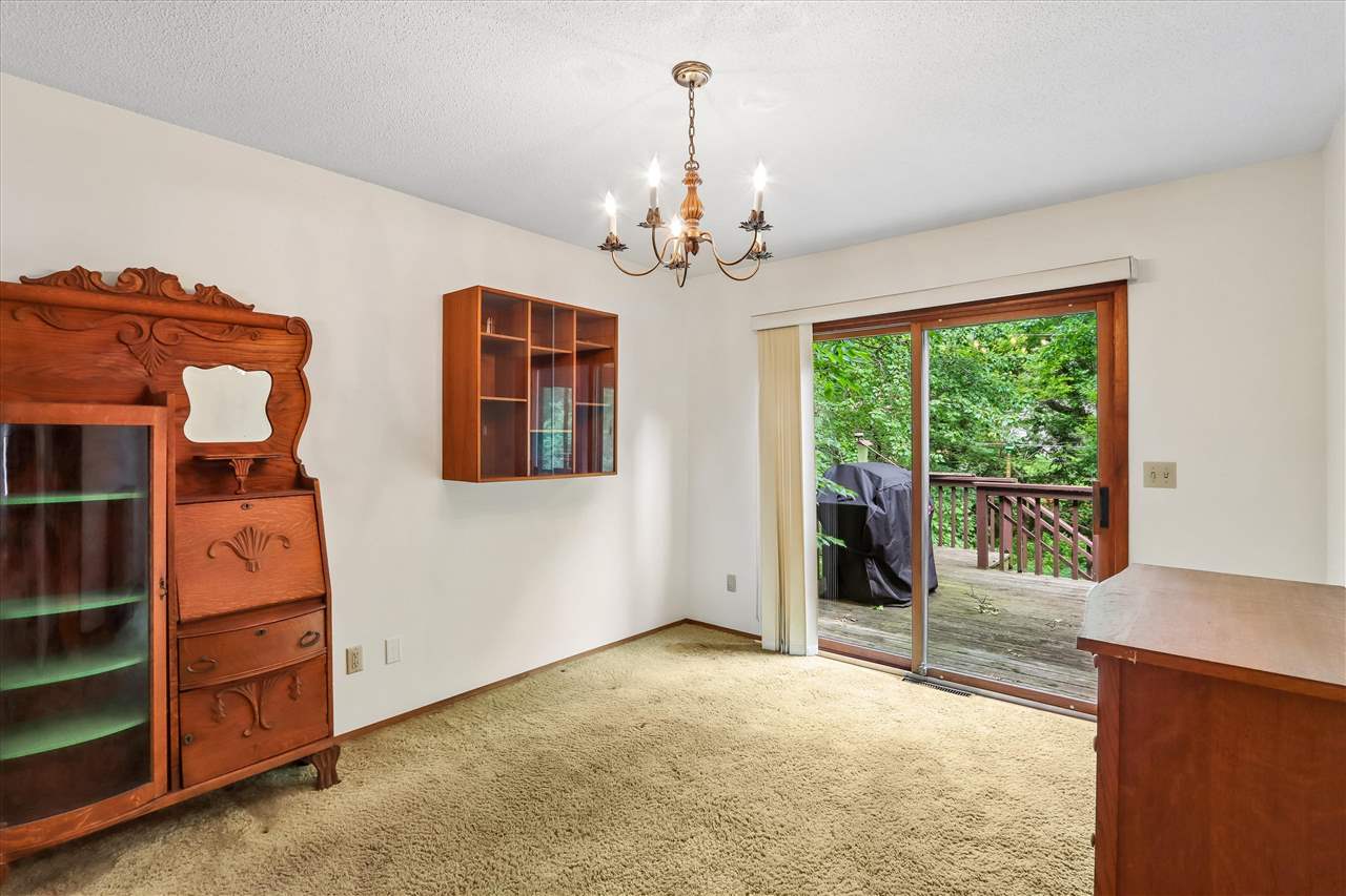 131 S Mount Vernon Drive Iowa City IA 52245