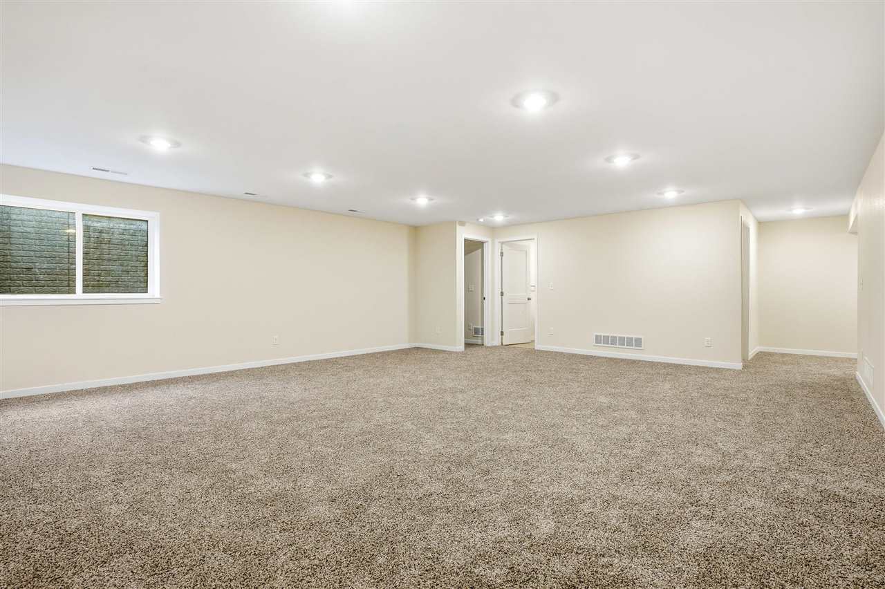 1902 Croell Avenue Tiffin IA 52340