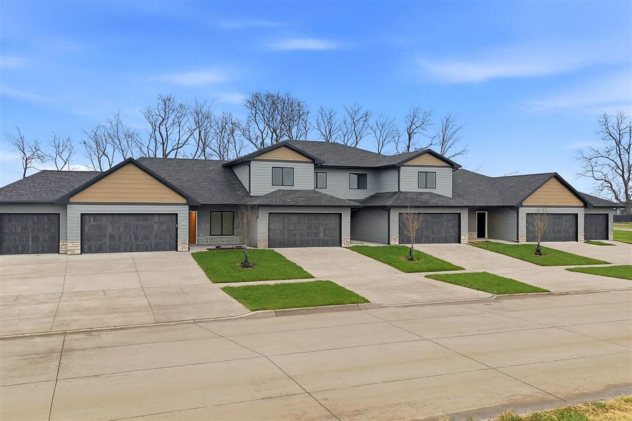 1902 Croell Avenue Tiffin IA 52340