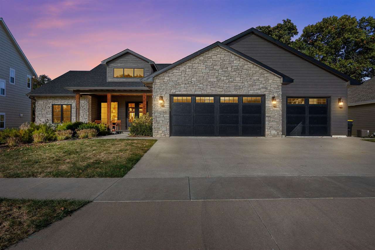 1223 Tamarack Trail Iowa City IA 52245