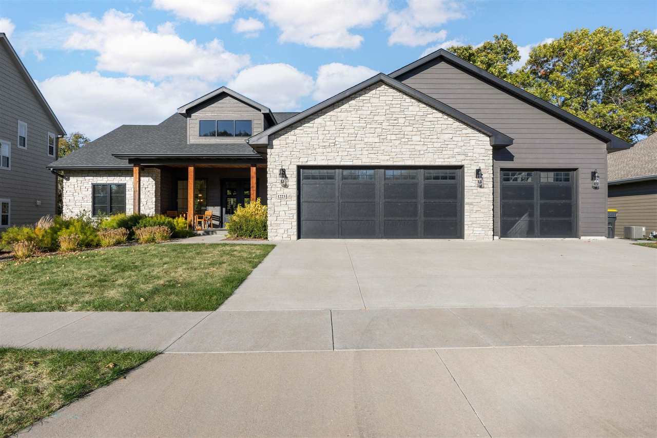 1223 Tamarack Trail Iowa City IA 52245