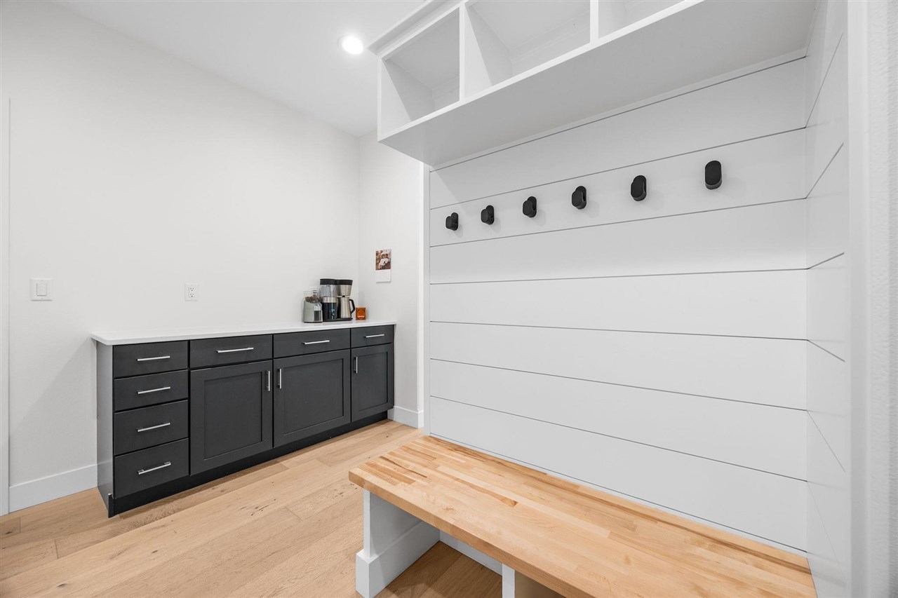 1223 Tamarack Trail Iowa City IA 52245