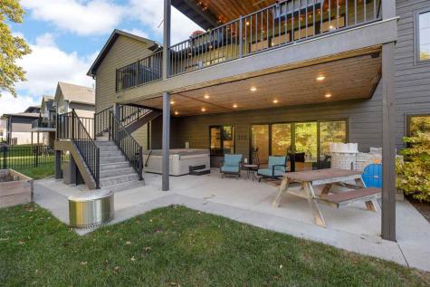 1223 Tamarack Trail Iowa City IA 52245