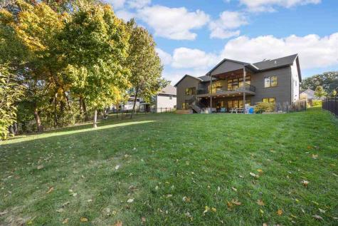 1223 Tamarack Trail Iowa City IA 52245