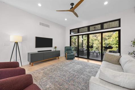 1223 Tamarack Trail Iowa City IA 52245