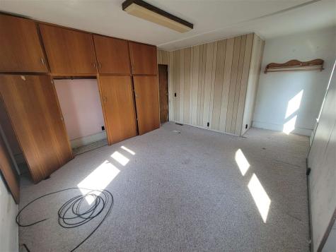 218 E Main Street Oxford IA 52322