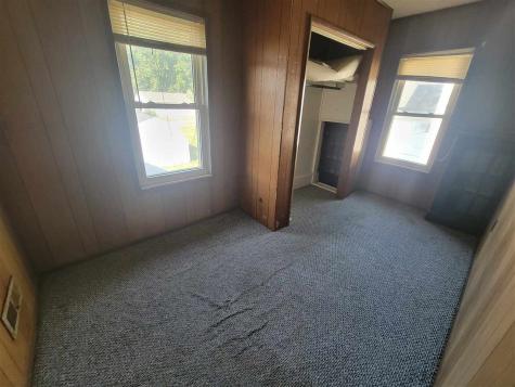 218 E Main Street Oxford IA 52322