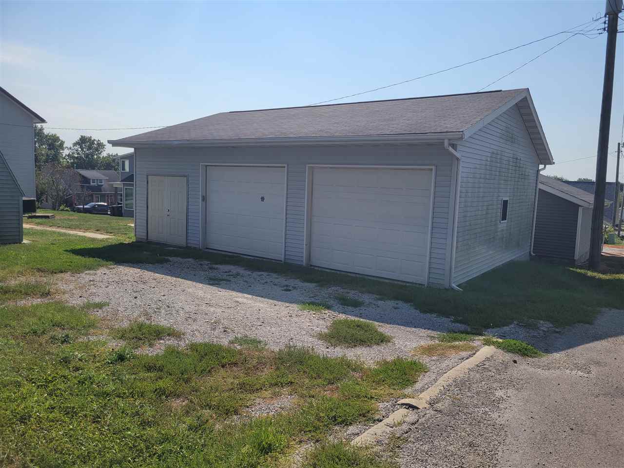 218 E Main Street Oxford IA 52322