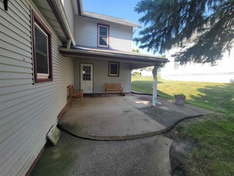 218 E Main Street Oxford IA 52322