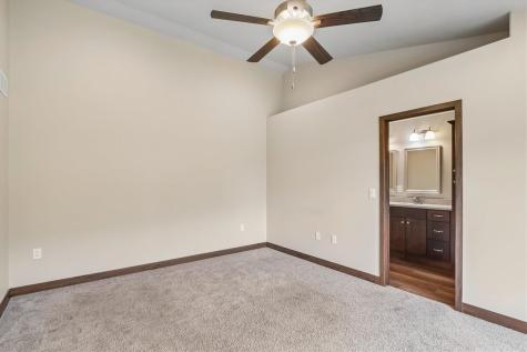 620 Creekside Drive Tiffin IA 52340