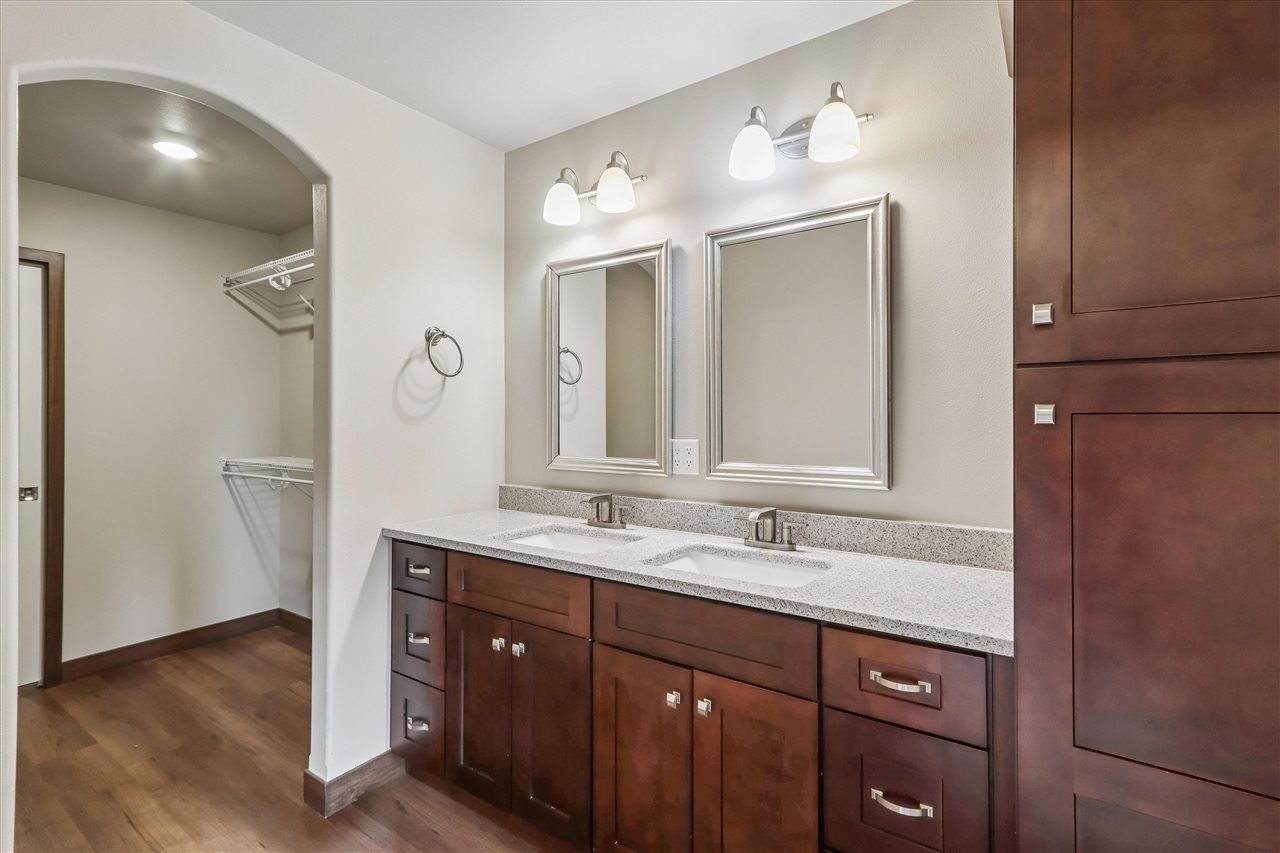 620 Creekside Drive Tiffin IA 52340