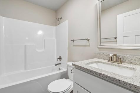 620 Creekside Drive Tiffin IA 52340