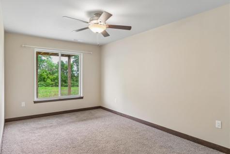 620 Creekside Drive Tiffin IA 52340