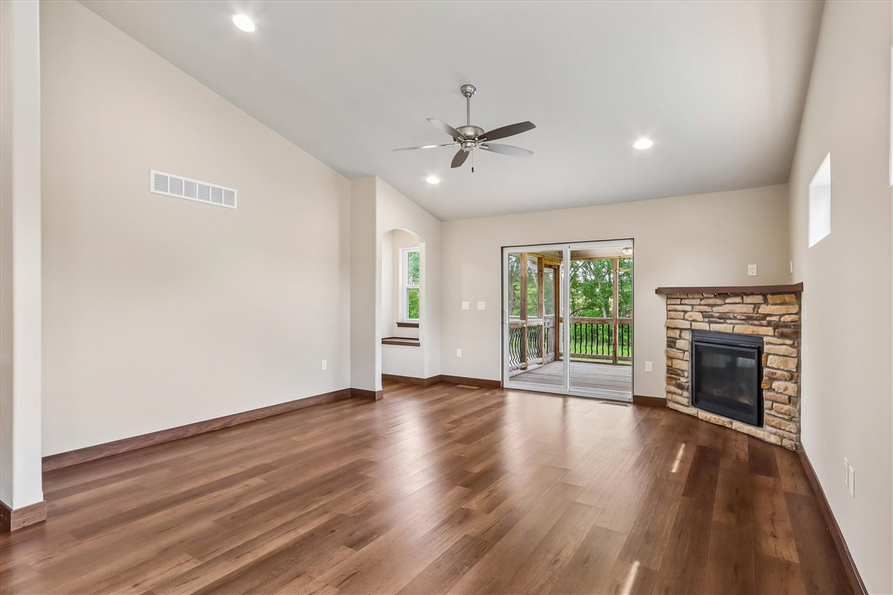620 Creekside Drive Tiffin IA 52340