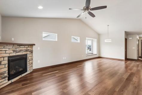 620 Creekside Drive Tiffin IA 52340
