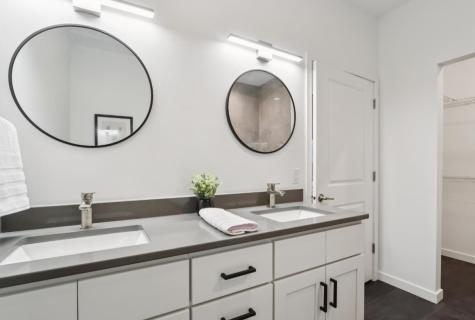 4006 Unbridled Avenue Iowa City IA 52240