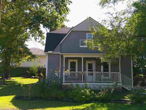306 Parham Street Muscatine IA 52761