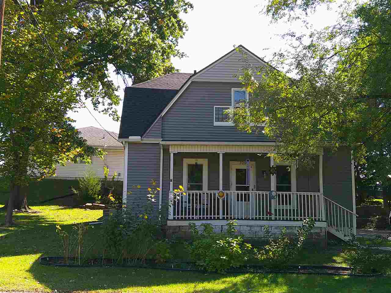 306 Parham Street Muscatine IA 52761