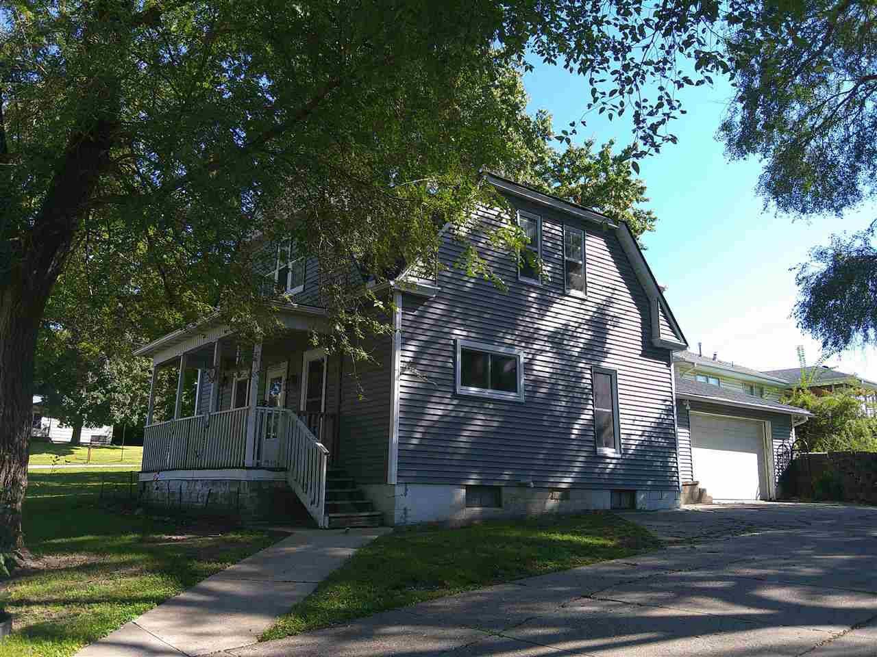 306 Parham Street Muscatine IA 52761