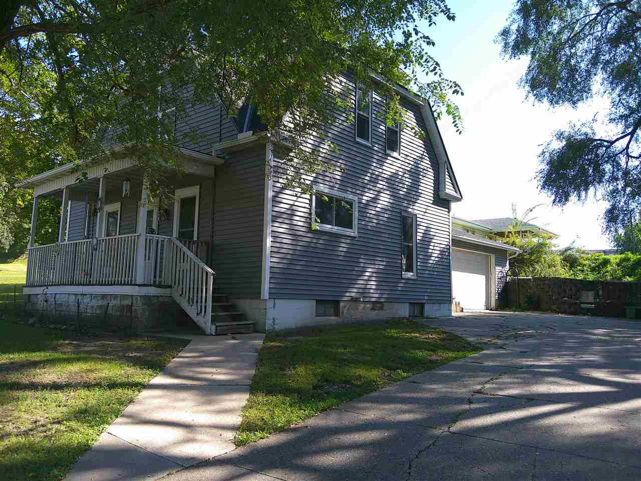 306 Parham Street Muscatine IA 52761