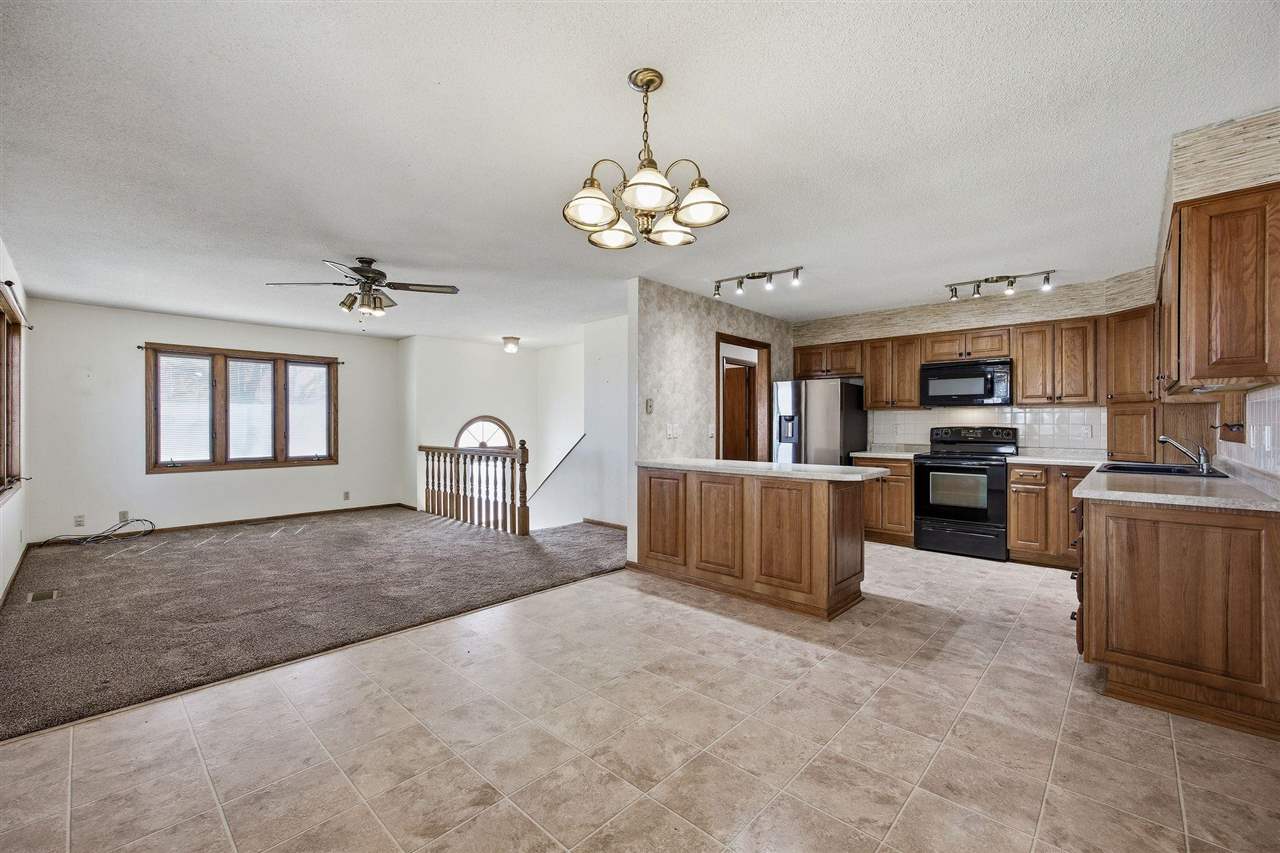 4610 200th Street Deep River IA 52222