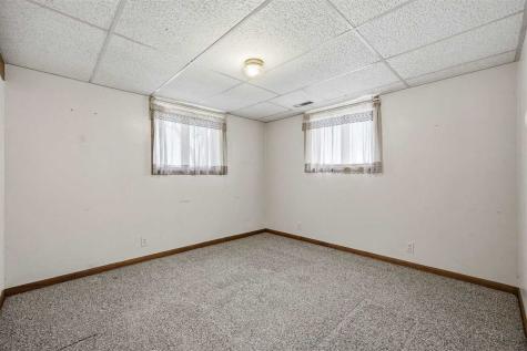 4610 200th Street Deep River IA 52222