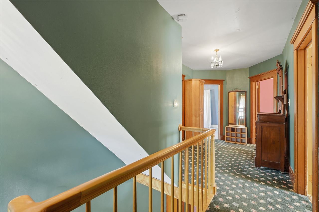 601 S Iowa Washington IA 52353