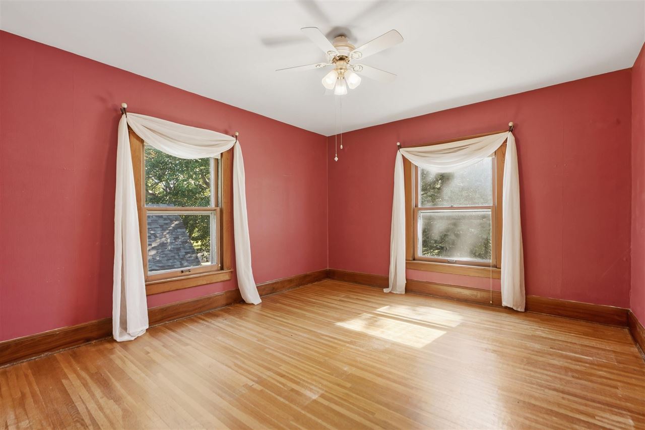 601 S Iowa Washington IA 52353