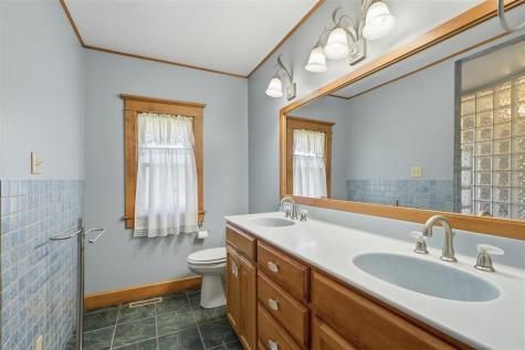 601 S Iowa Washington IA 52353