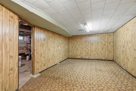 601 S Iowa Washington IA 52353