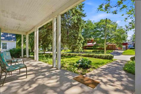 601 S Iowa Washington IA 52353