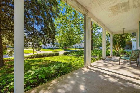 601 S Iowa Washington IA 52353