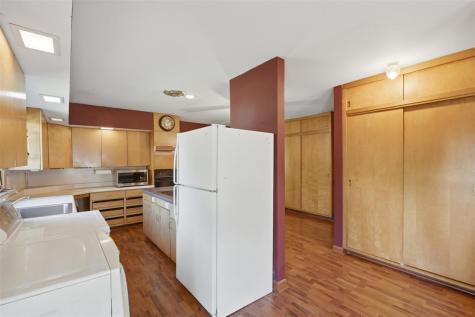 601 S Iowa Washington IA 52353