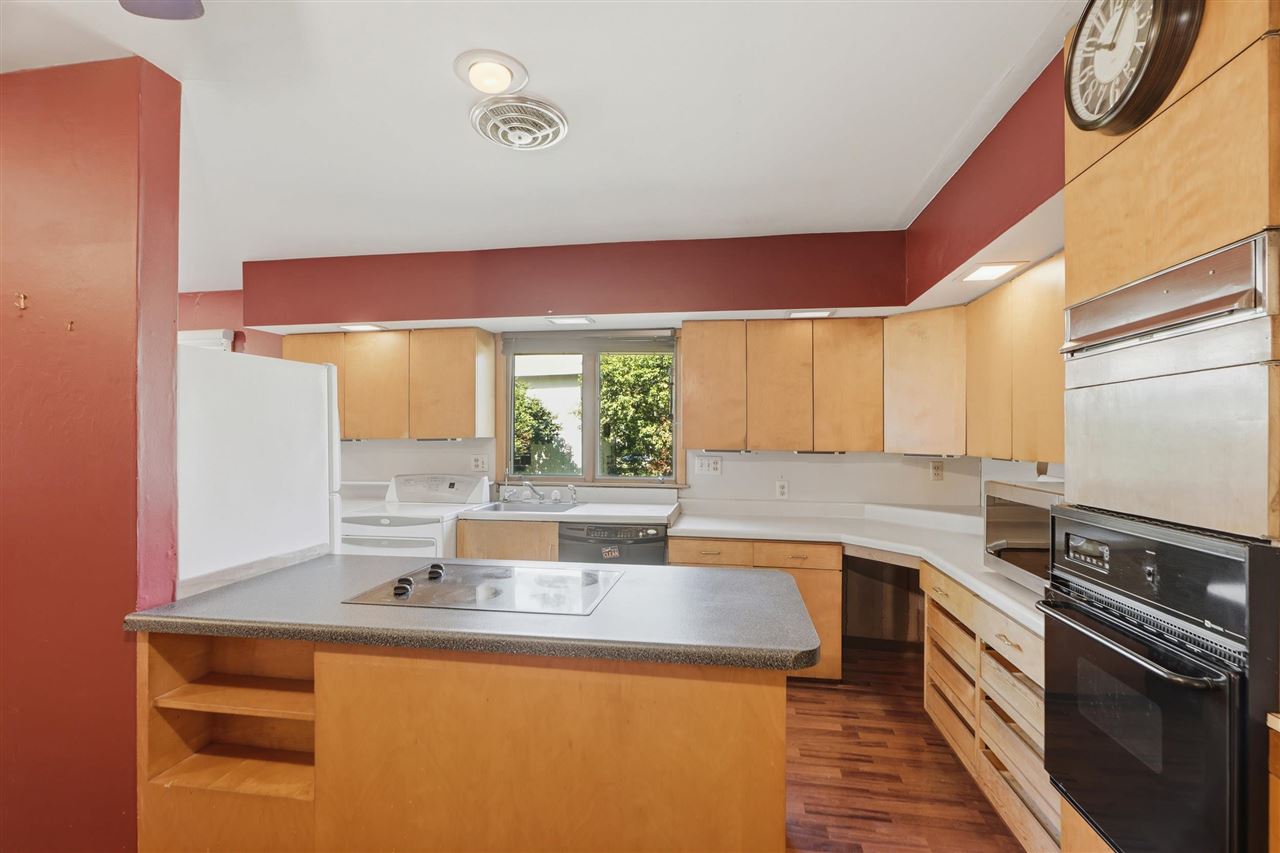 601 S Iowa Washington IA 52353