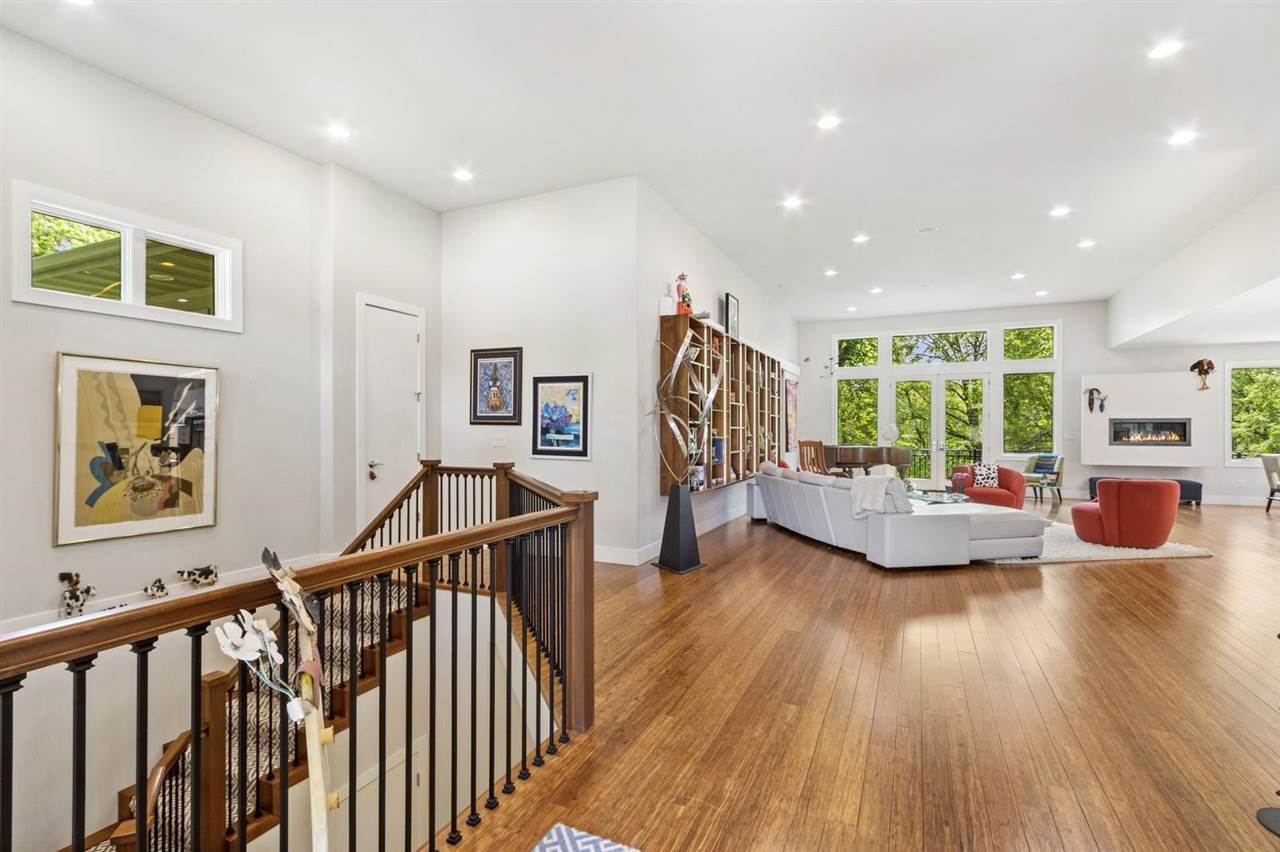 2000 Forest Hill Circle Coralville IA 52241