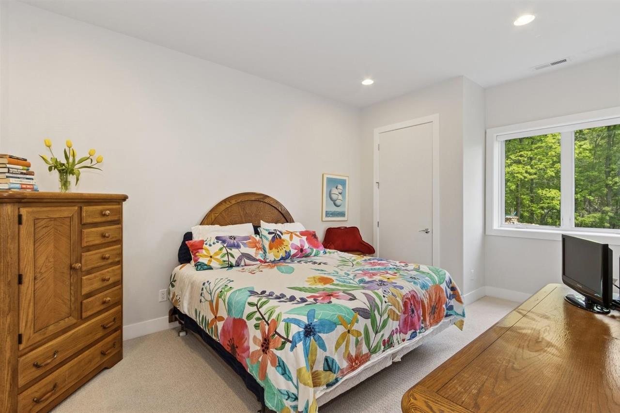 2000 Forest Hill Circle Coralville IA 52241