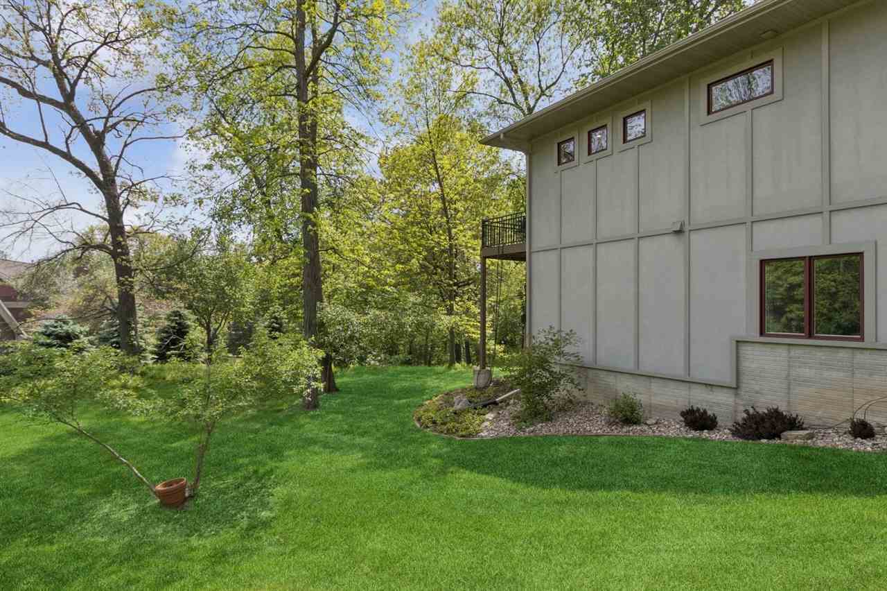 2000 Forest Hill Circle Coralville IA 52241