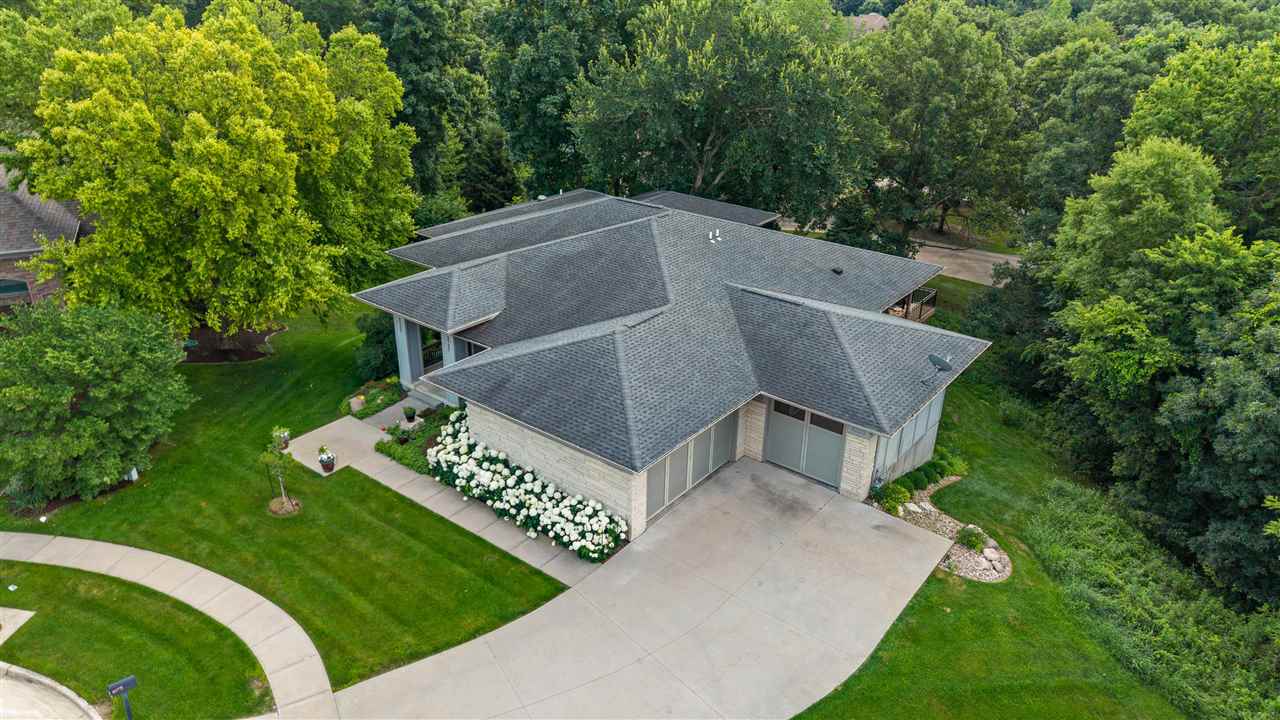 2000 Forest Hill Circle Coralville IA 52241
