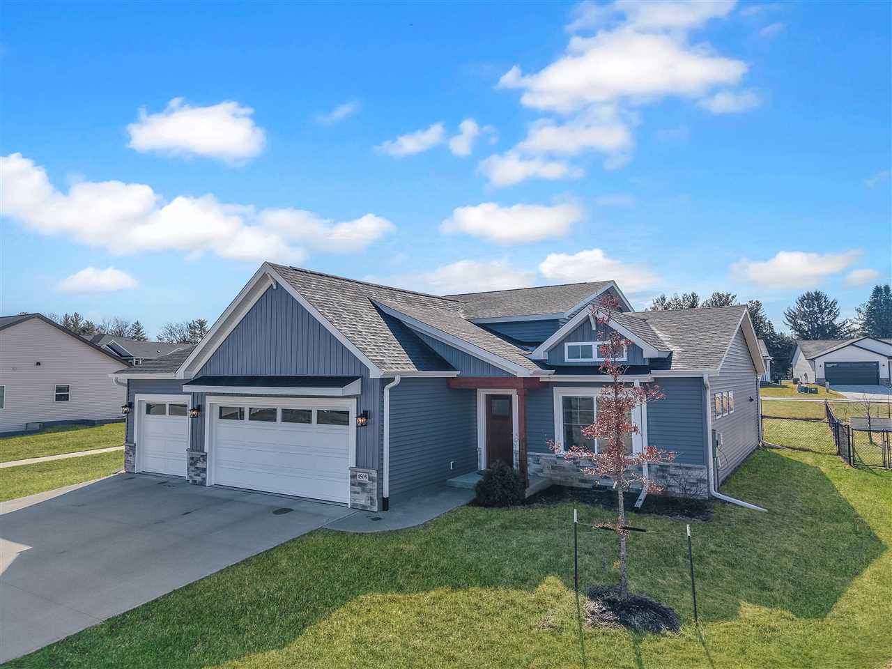 4509 Luke Drive Iowa City IA 52246