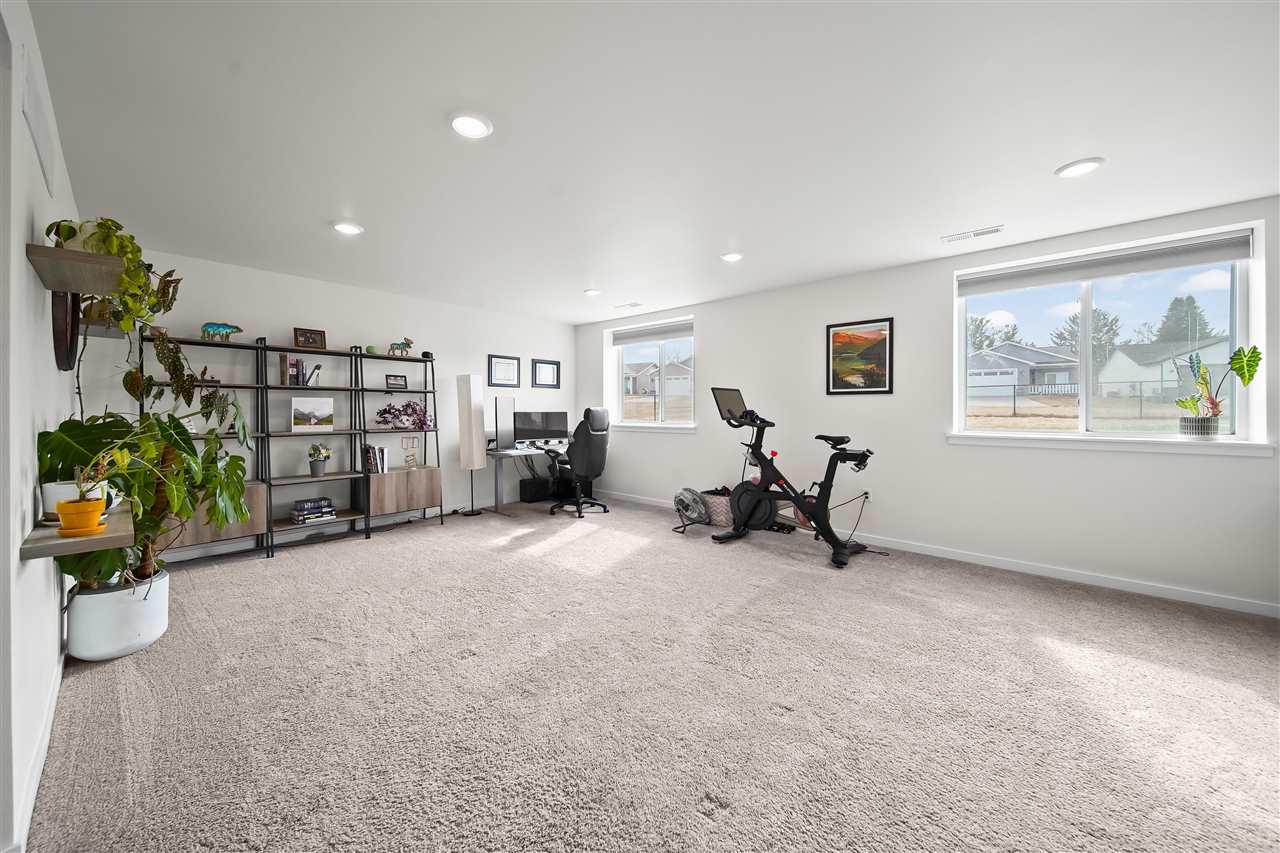 4509 Luke Drive Iowa City IA 52246
