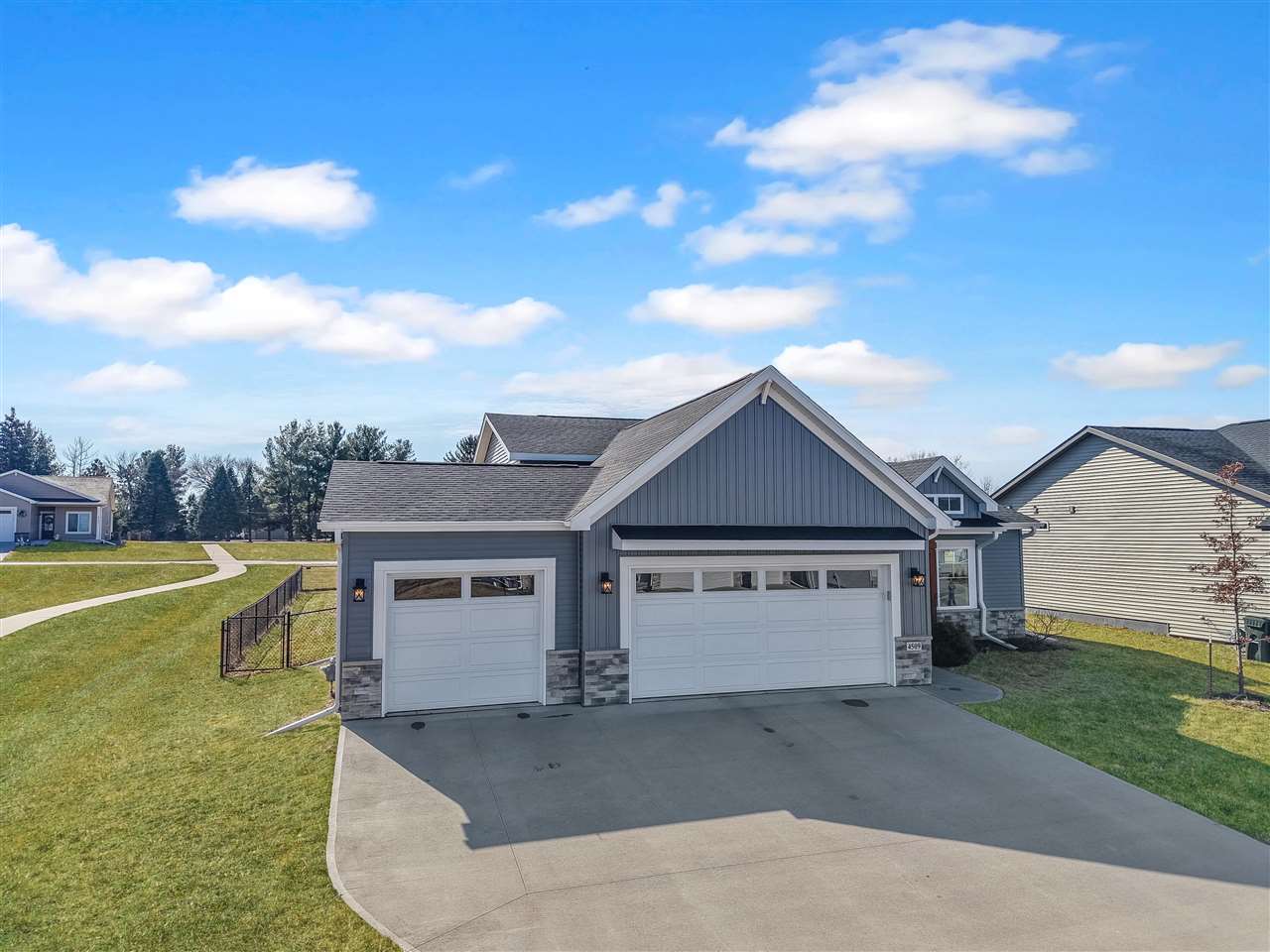 4509 Luke Drive Iowa City IA 52246